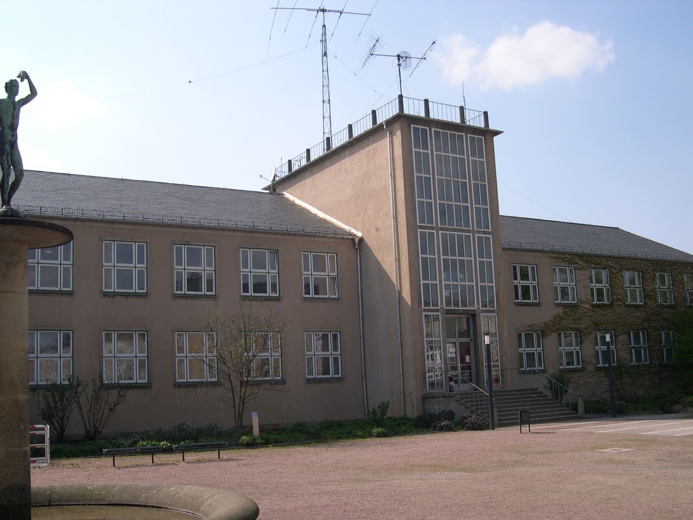 TU Dresden, Barkhausen-Bau